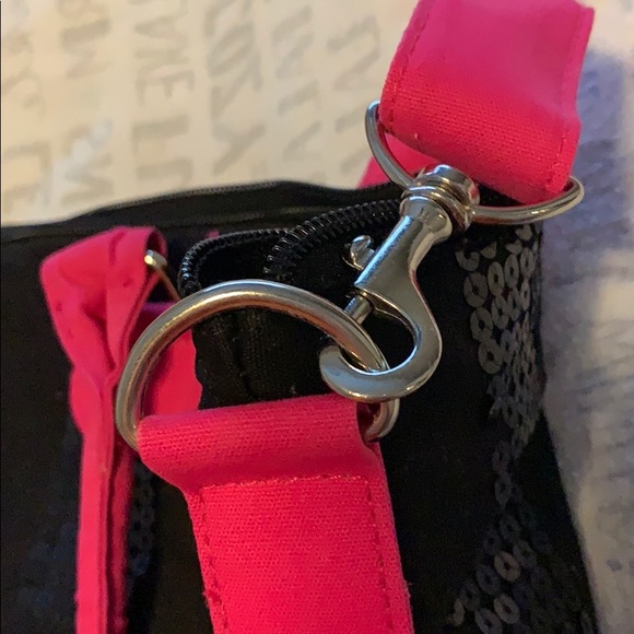 Victoria Secret bag - Picture 2 of 4